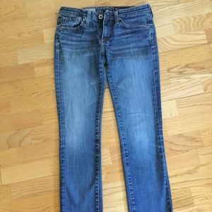 AG “ the Stevie “ slim Straight Jean Size 26R  USA